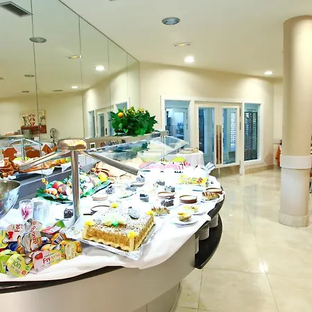 Hotell Hotel Suances 3*