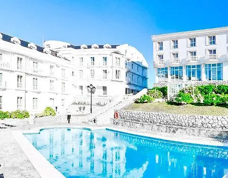 Hotel Suances Суансес