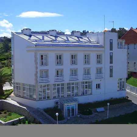 Hotel Suances 3*